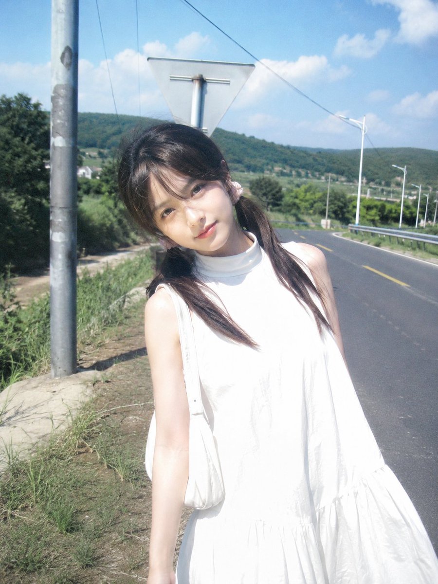 Girl pixel retro outdoor