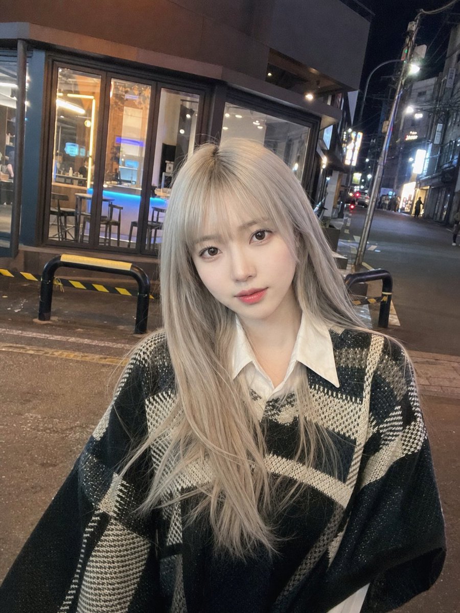 Portrait Street Night Scene